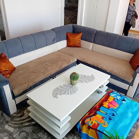 Апартаменти Apartman "Aroma 1"Б'єлашница Екстер'єр фото