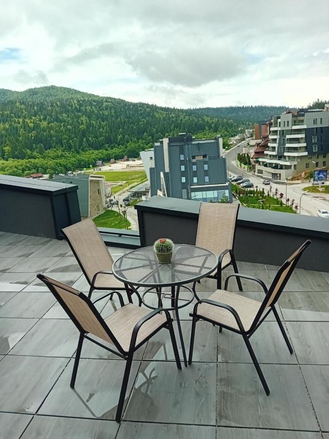 Апартаменти Apartman "Aroma 1"Б'єлашница Екстер'єр фото